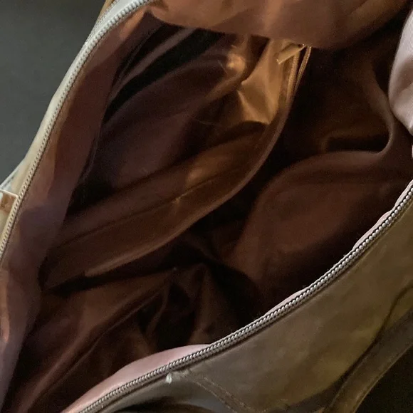 EUC Oversized Purse - Picture 2 of 4